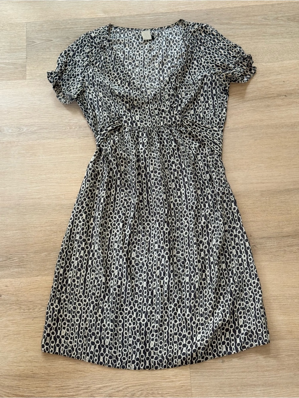 J. Crew Gray and White Chain-Print 100% Silk Dress
